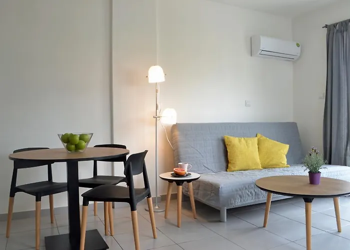 Athena Homes * לימסול