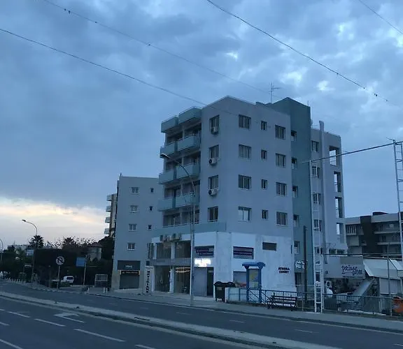 Athena Homes דירה *